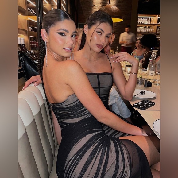 🔥SEND OFFERS🔥Nookie Eden Gown Black - Picture 3 of 12